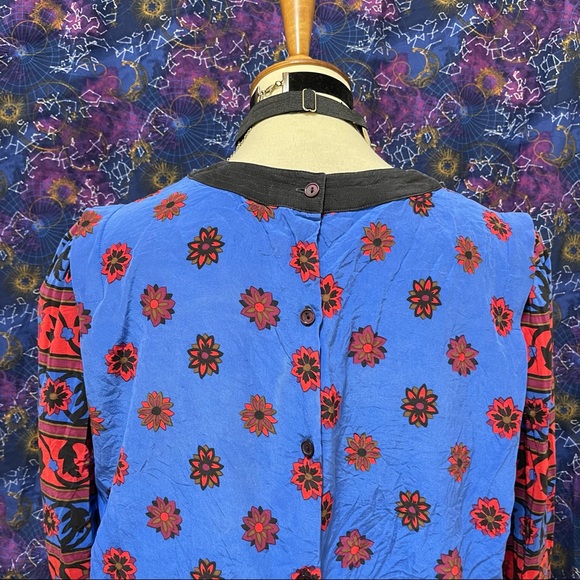 🌈 Lovely Vintage flower art blouse - Picture 6 of 11